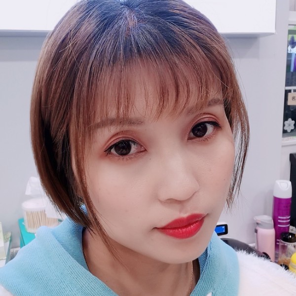 香烟的大方的照片