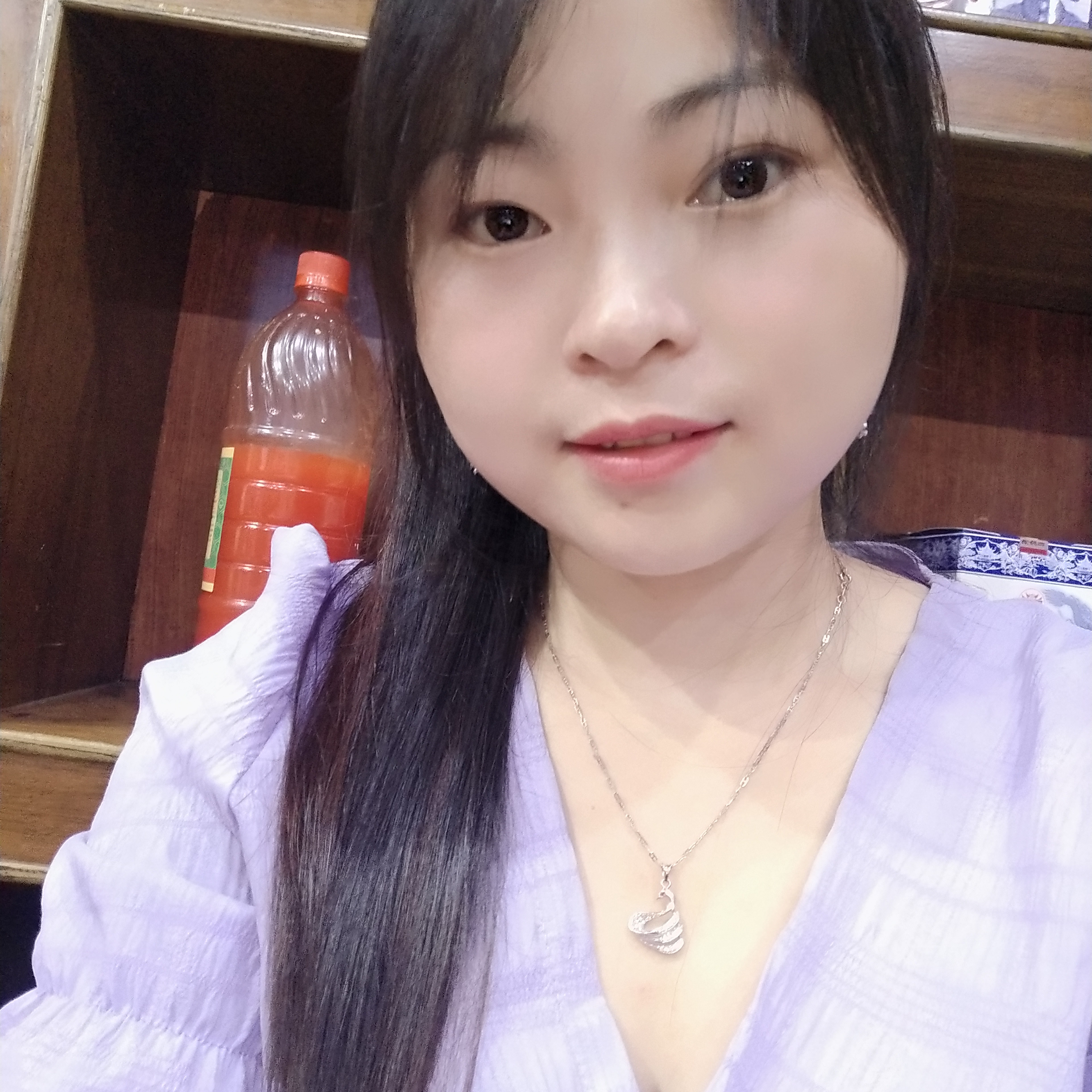 心灵美向白云的照片