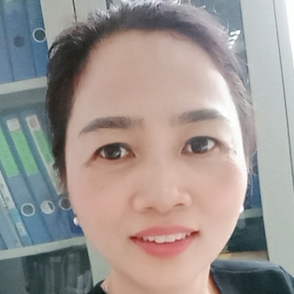 山岚笑坚强的照片