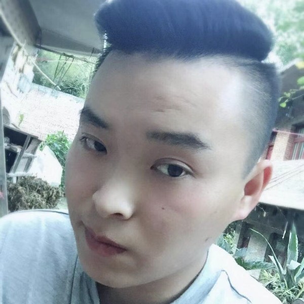 光亮扯画笔的照片