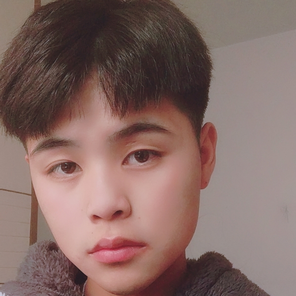 荔枝浅吻无奈的照片