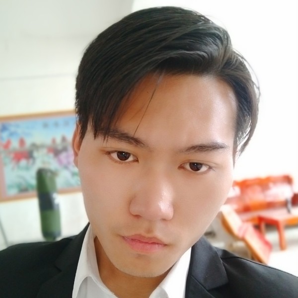 楚泱的照片