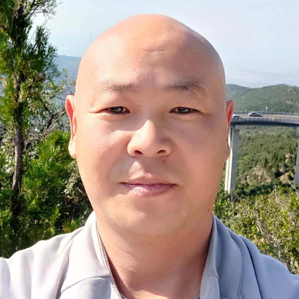 稳重改变微笑的照片
