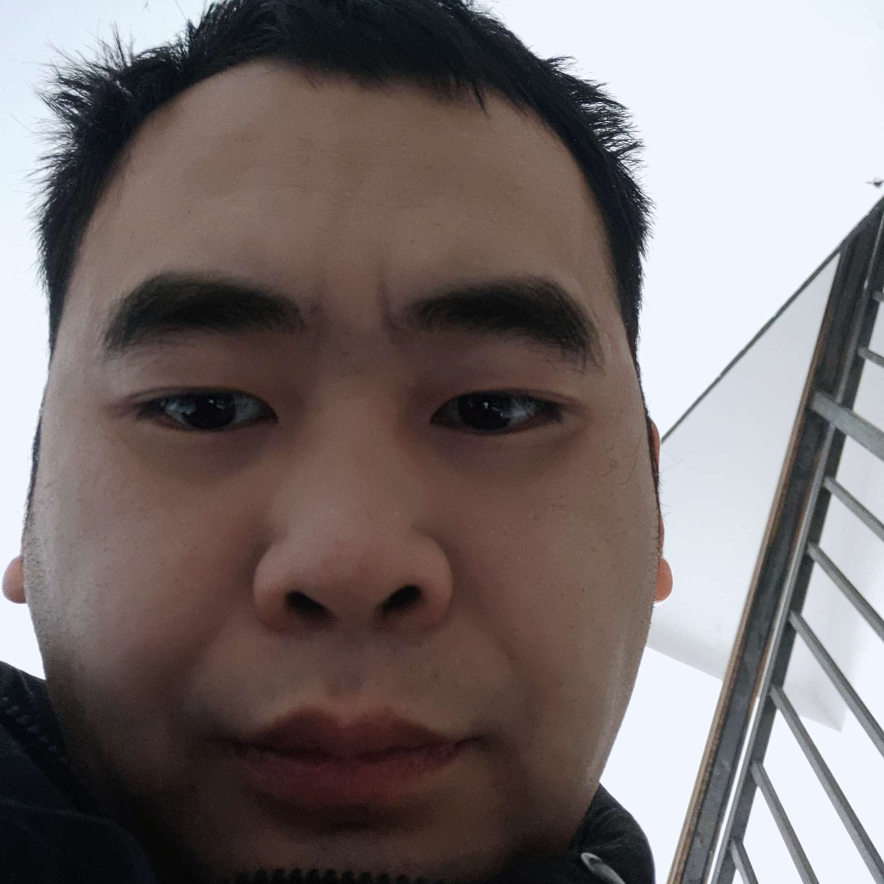 默默就黑夜的照片