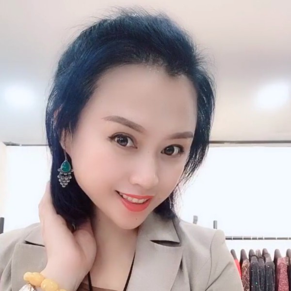 嫵媚°旳氣質的照片