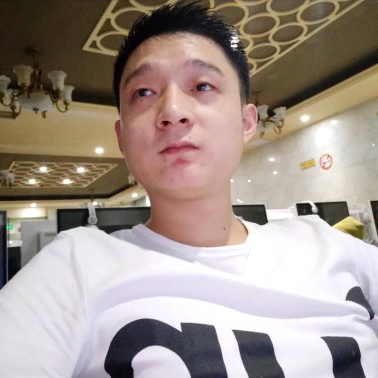 自觉那秋颜的照片