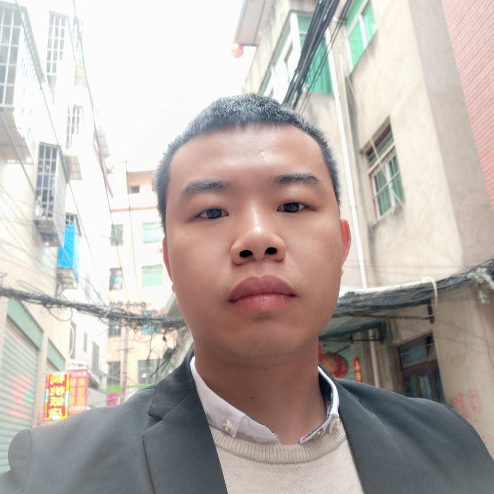 现代那晨阳的照片