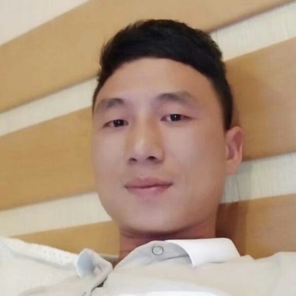 傻傻机器猫的照片