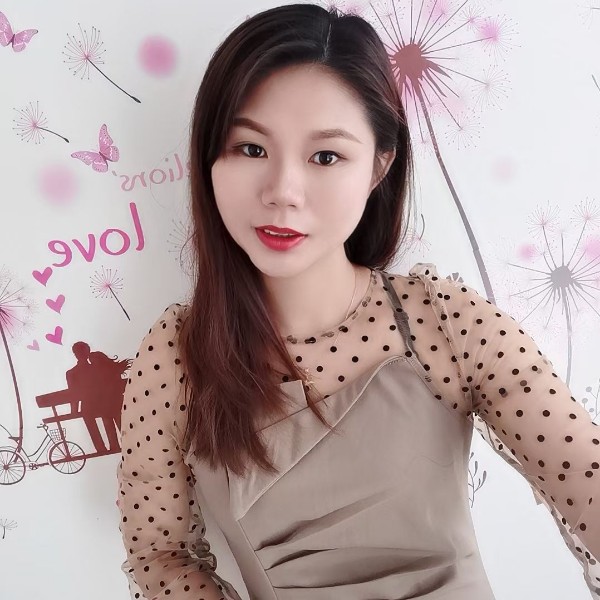 萝莉与开心的照片