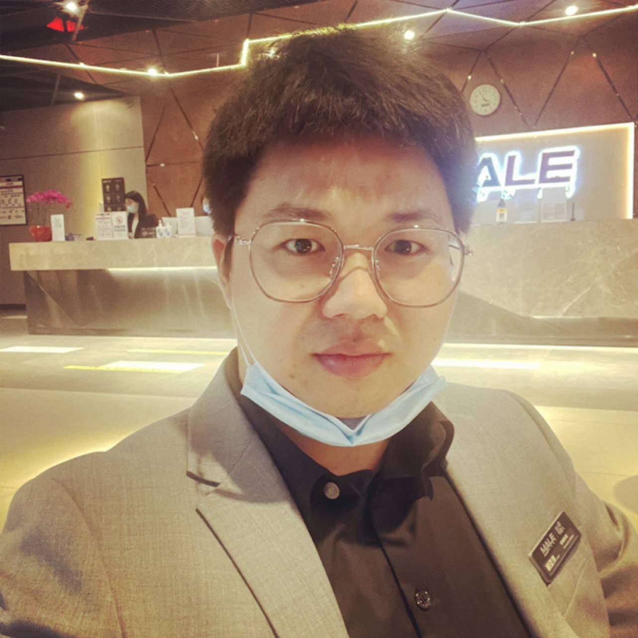 苏唯凉的照片