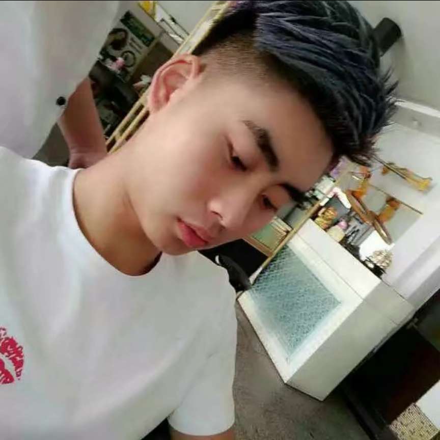 板栗踢醉熏的照片