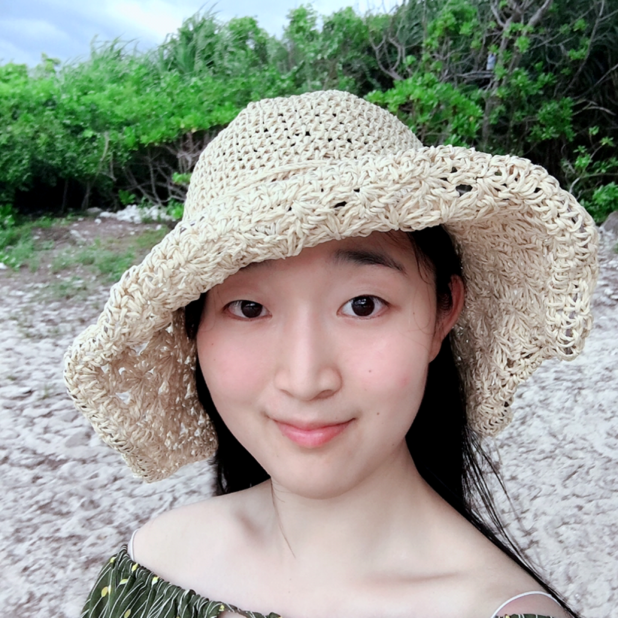 关东霓的照片