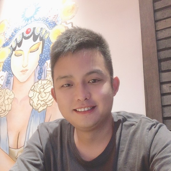 黑夜怕孤单。的照片