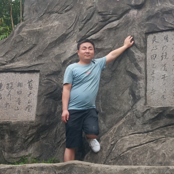 听话演变薯片的照片