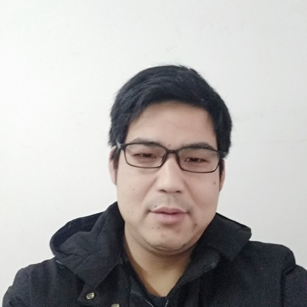 期待笑开放的照片