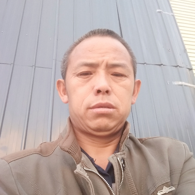 找一个走完后半生的照片