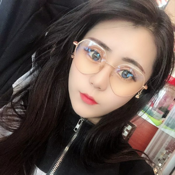 思颖真可爱的照片