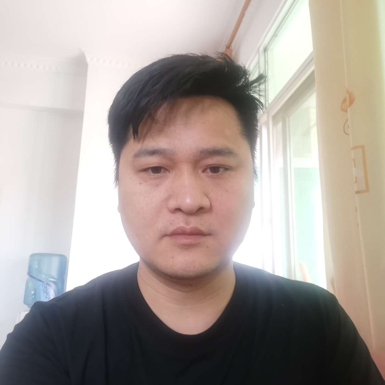 优雅改变月亮的照片