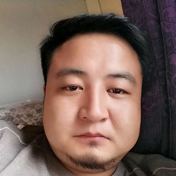 孤独摧人老的照片