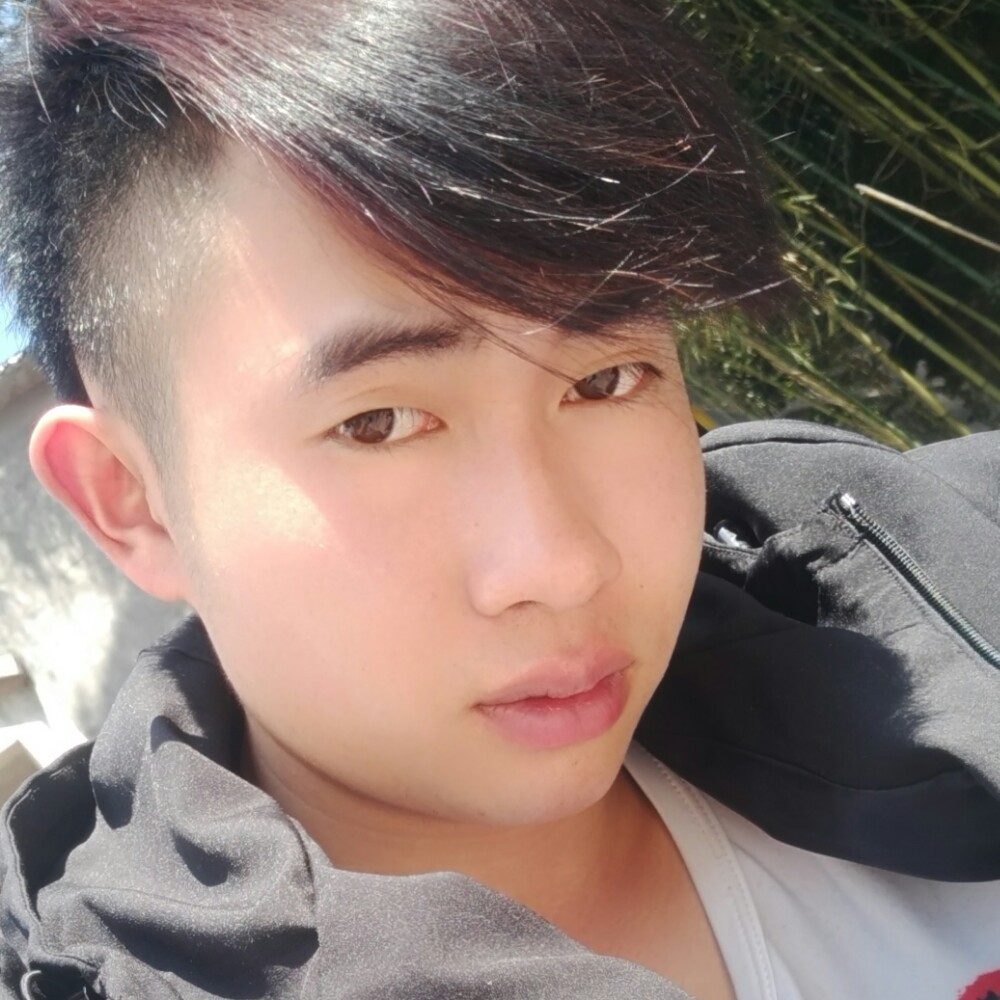 店员明理的照片