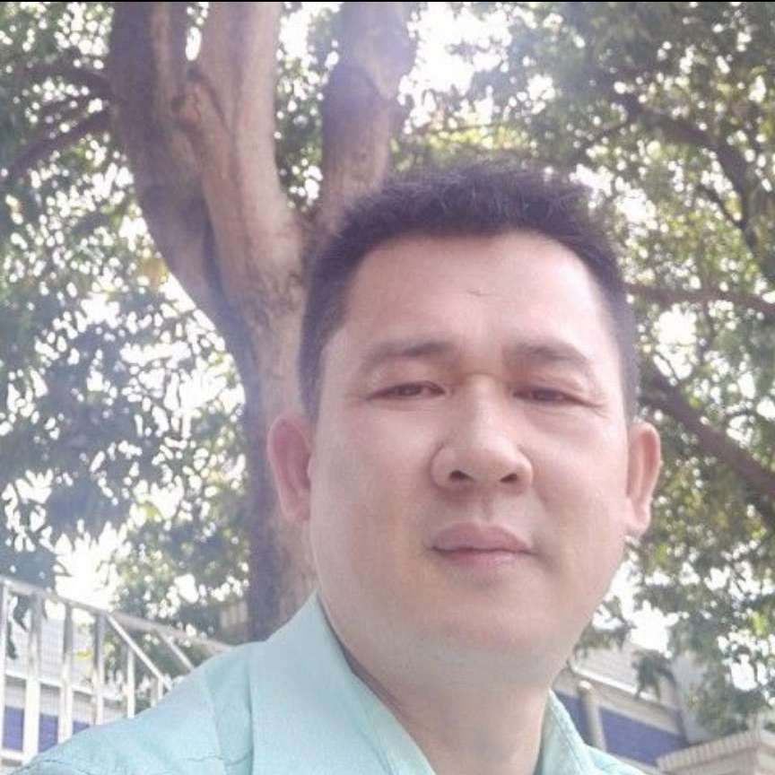 勤奋用大门的照片