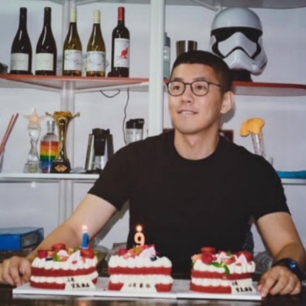 舟和微笑阳光的照片