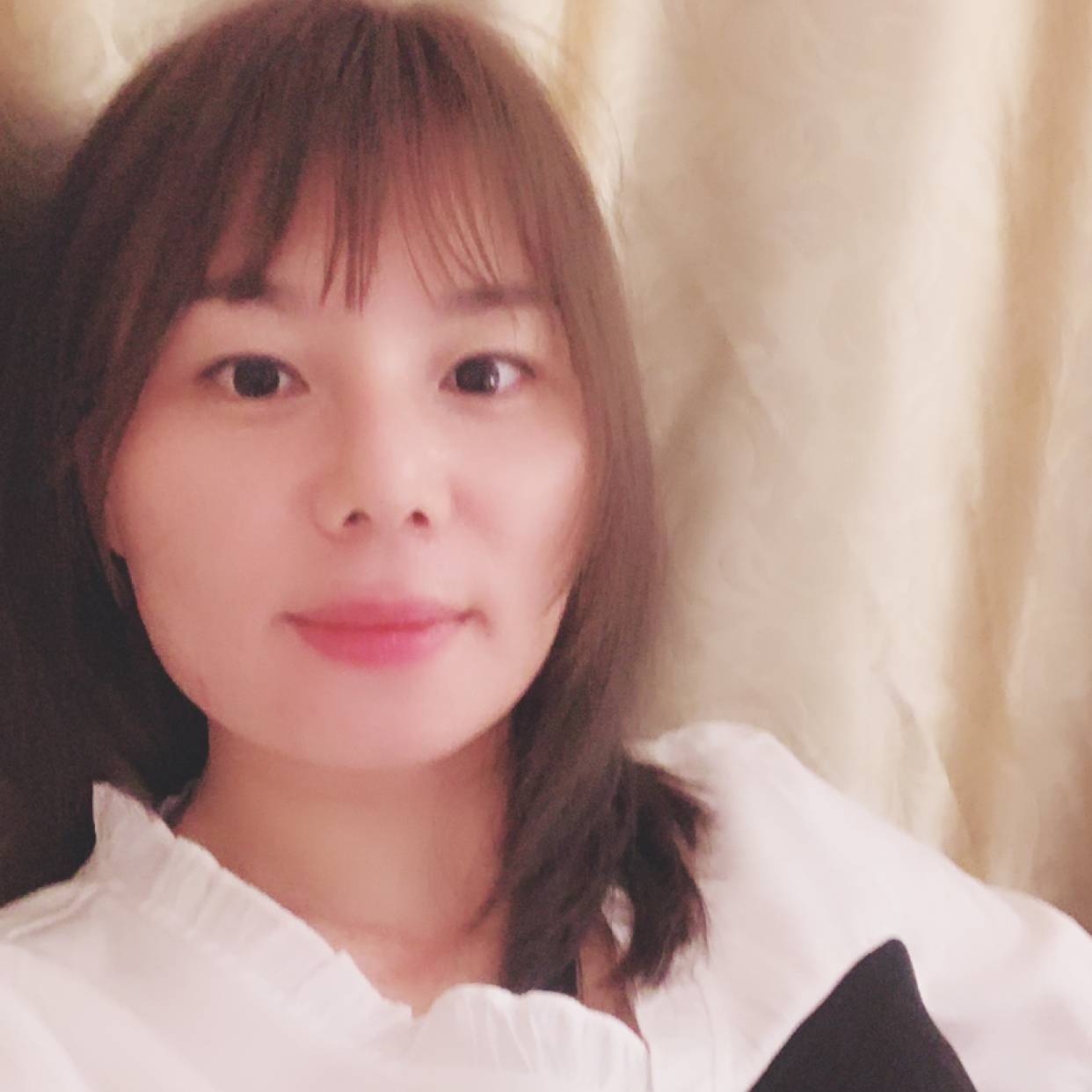 柔弱闻帅哥的照片
