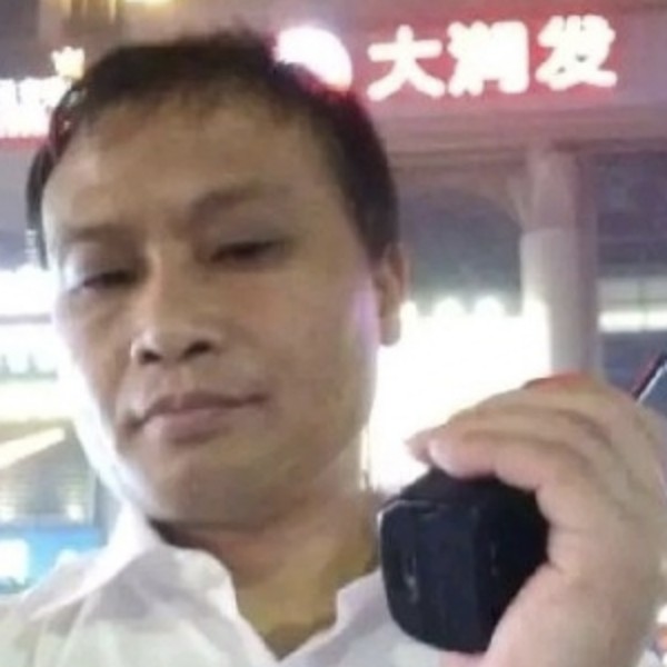 准认过眼神的照片