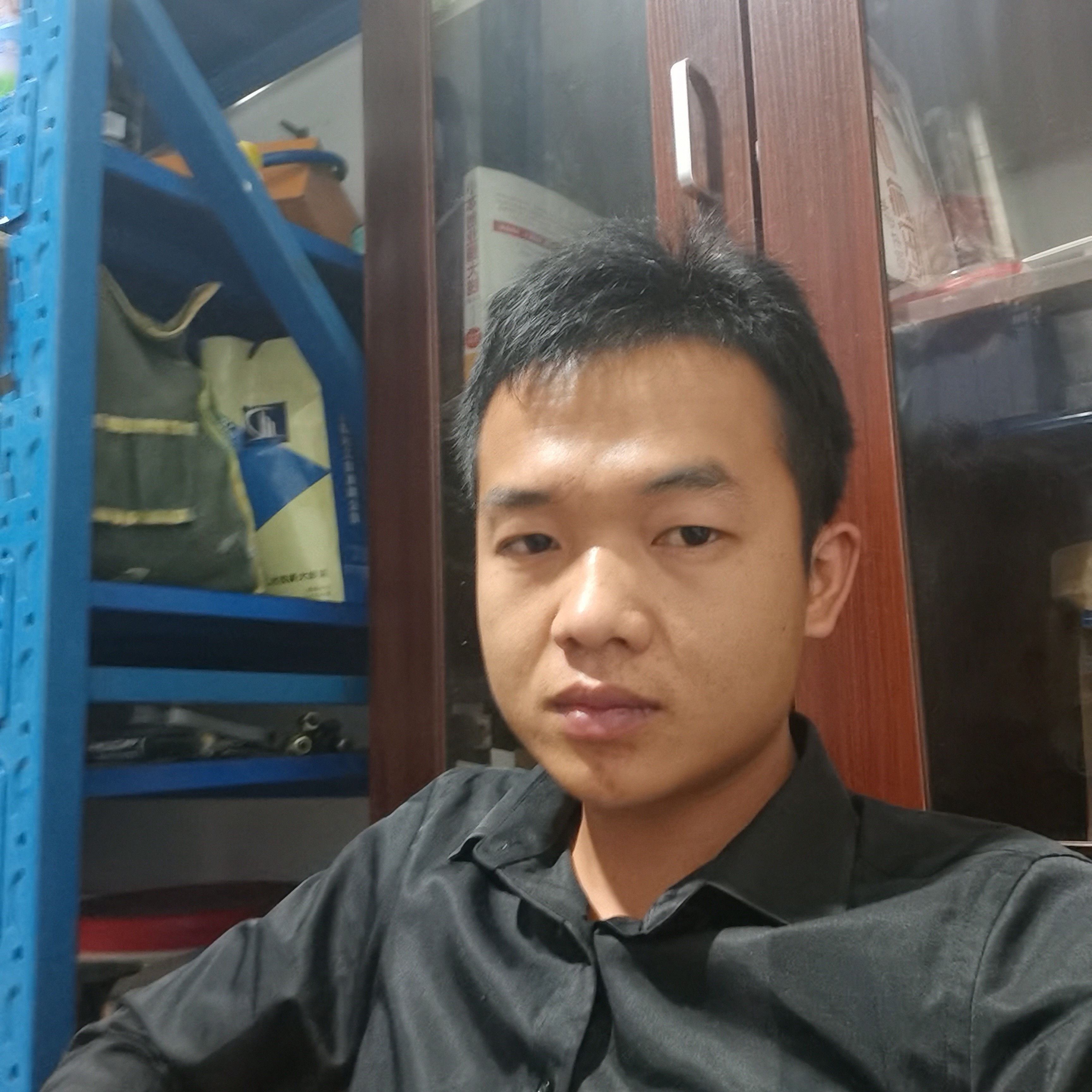请查看下资料的照片