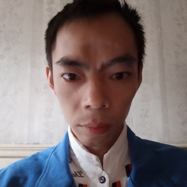 冷艳朋友的照片