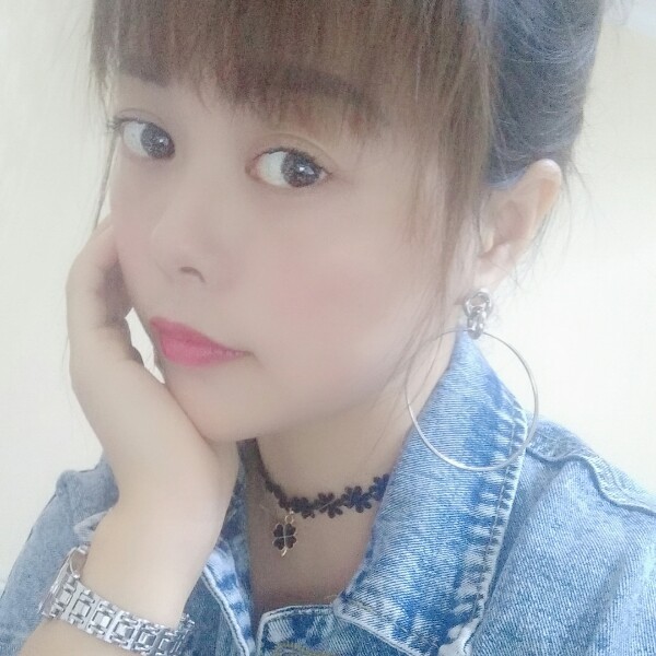 周依的照片