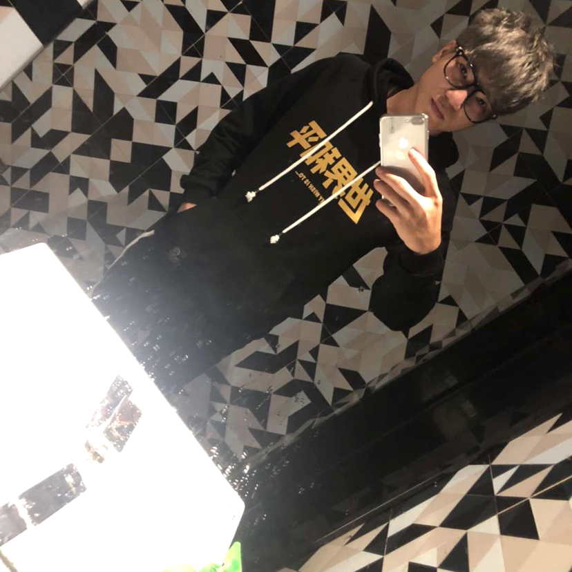 丷上上谦丷的照片