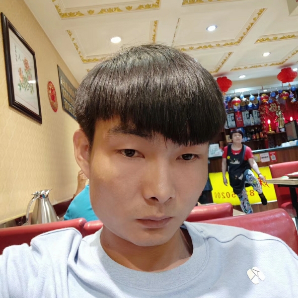 kk达菲鸡的照片