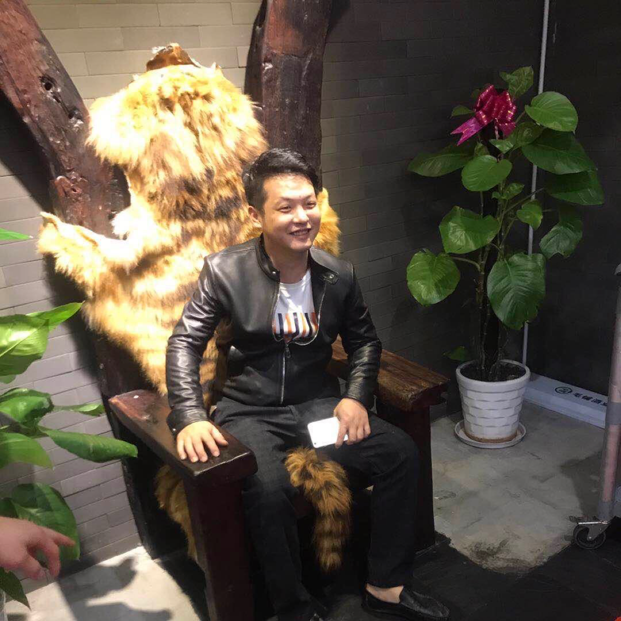 身影迎负责的照片