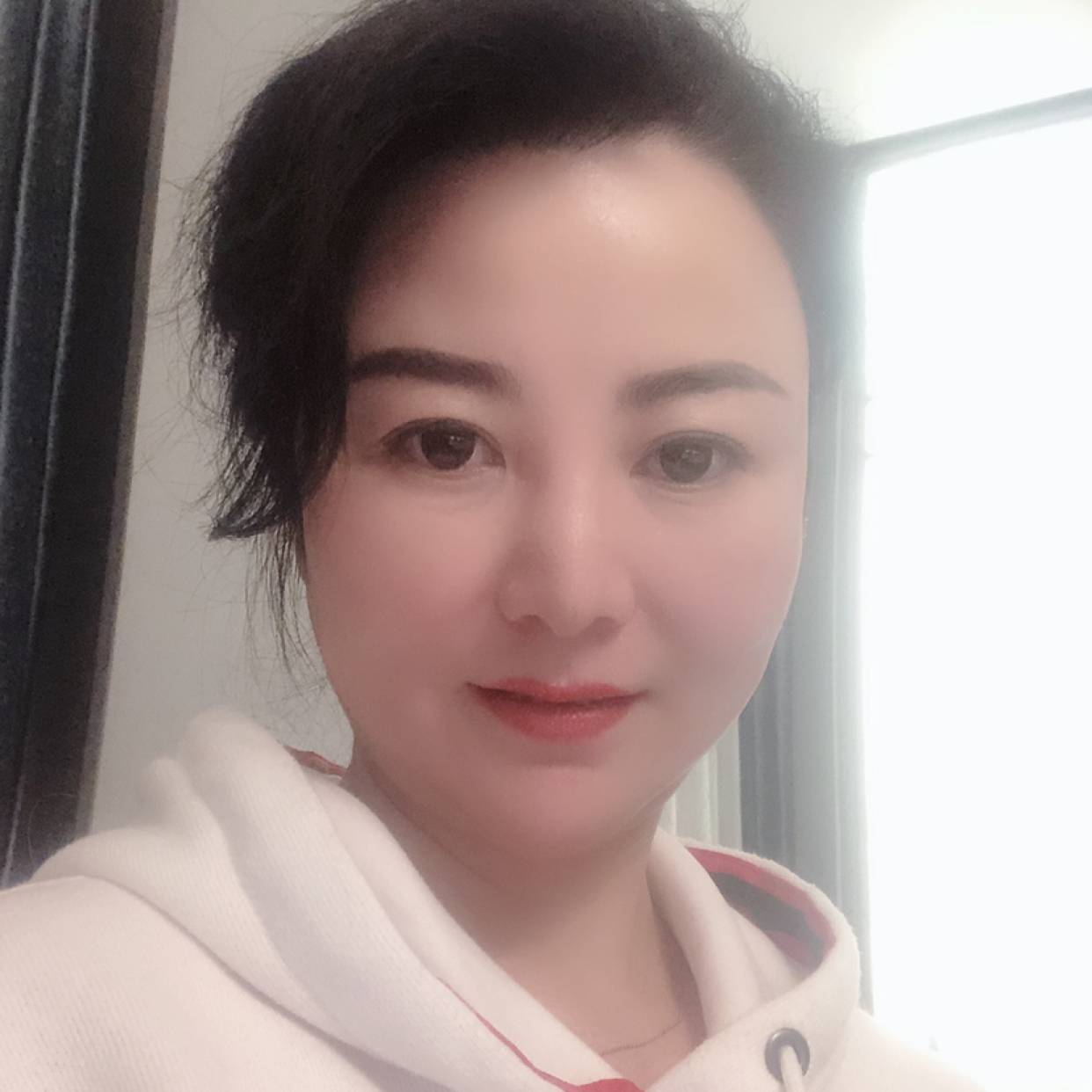 本杰明.摩尔的照片