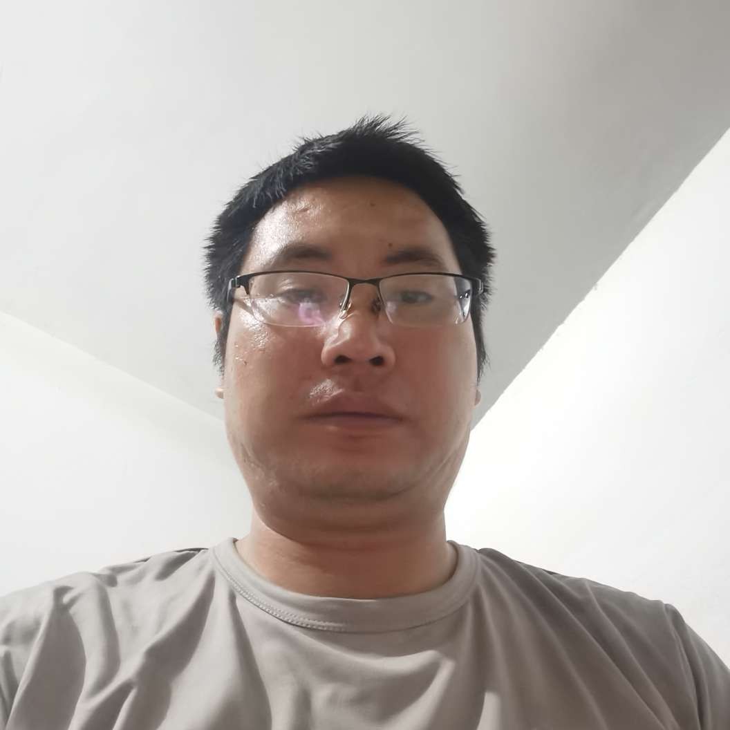善良深拥浮波的照片