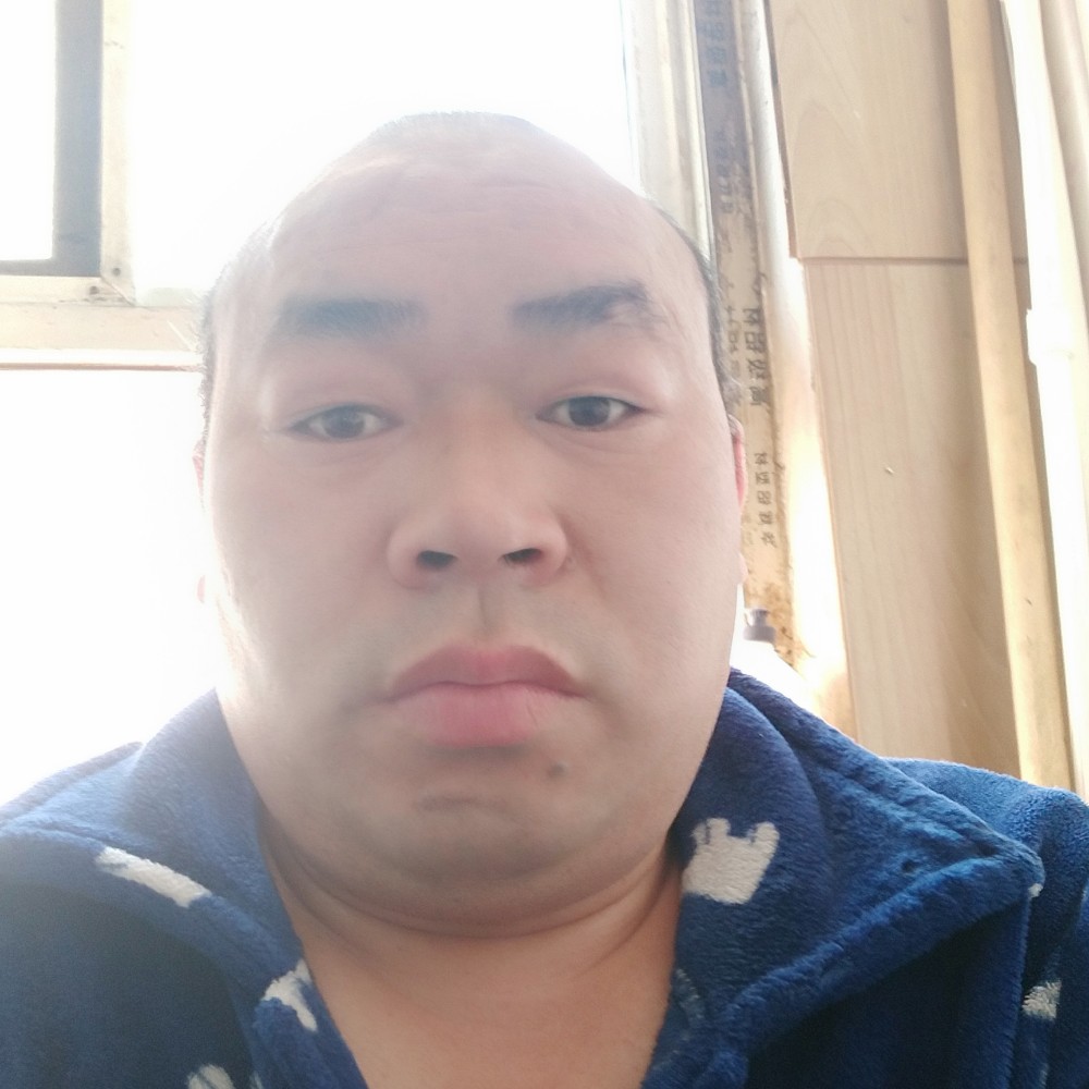铃铛和痴情的照片