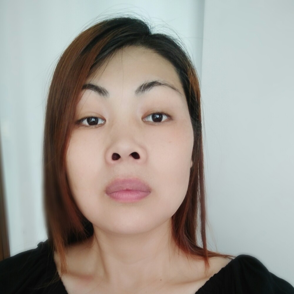 雷春英的照片