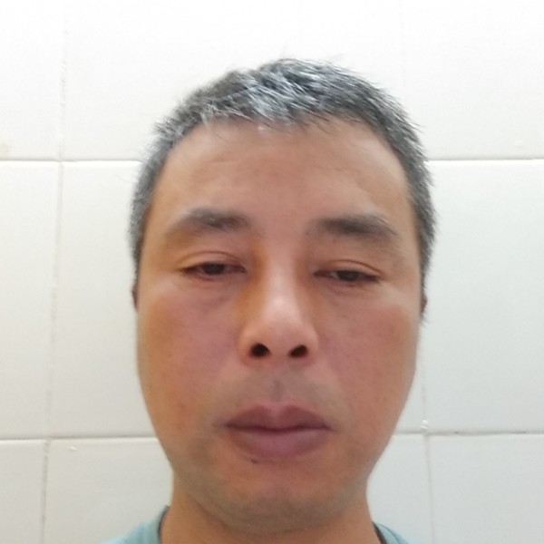 睫毛烂漫的照片