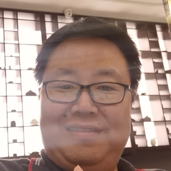 飞翔十万的照片