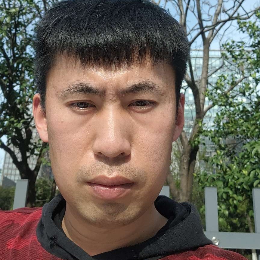 爱笑多么青栀的照片