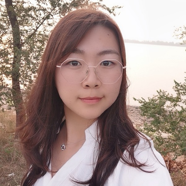 婷前花开的照片