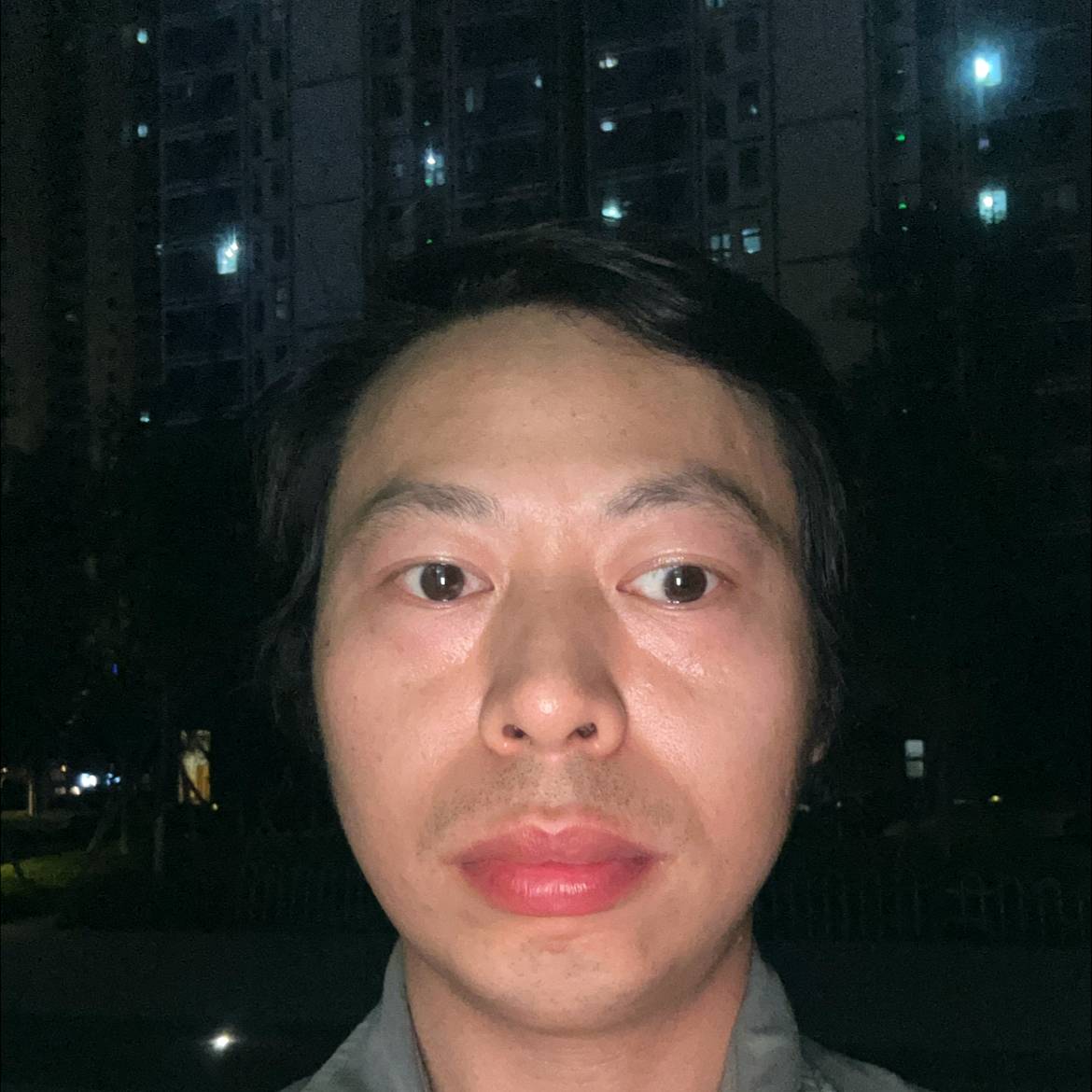 王红伟的照片