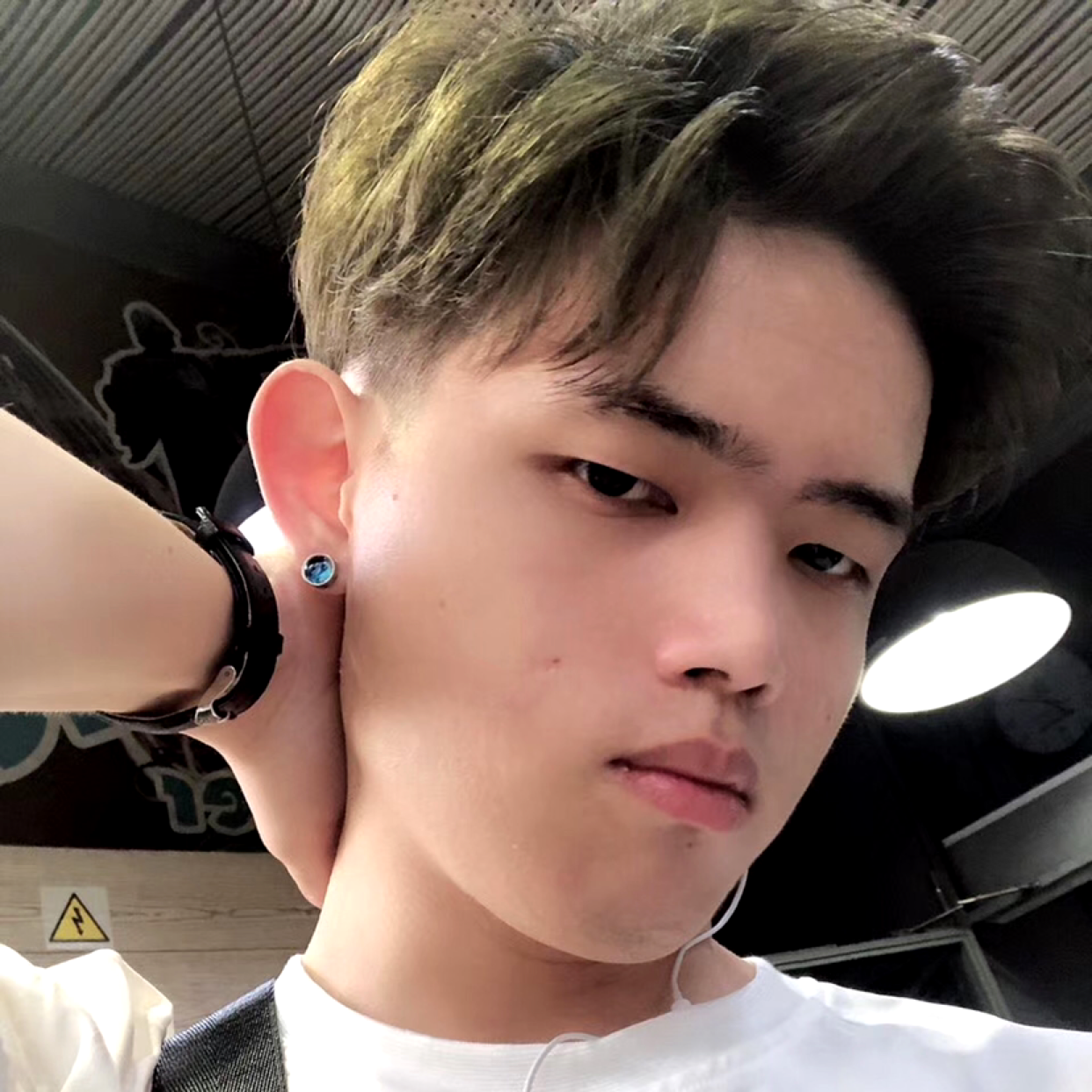 森槿用贪玩的照片