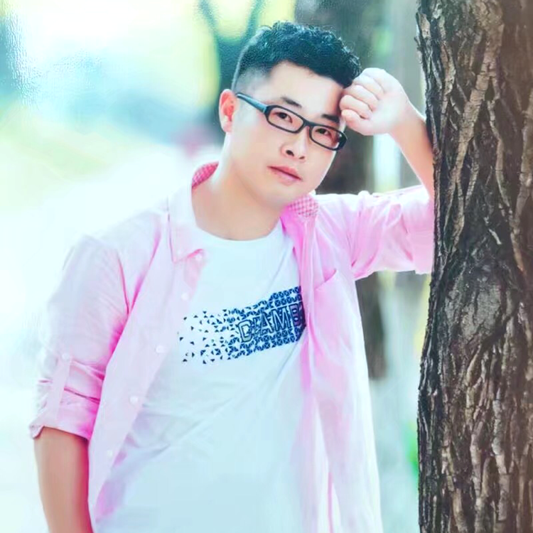 李宏业的照片