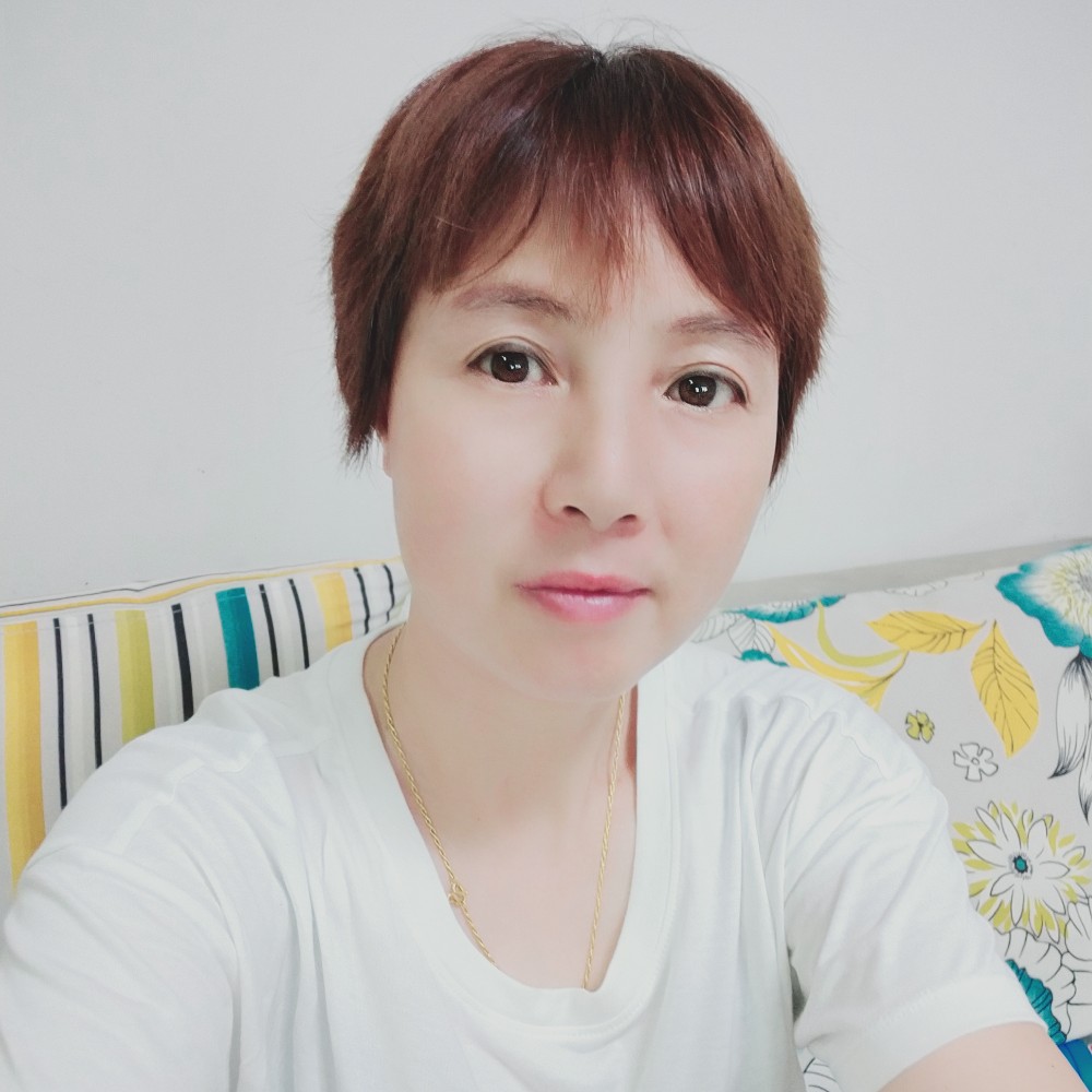 啤酒闻甜美的照片
