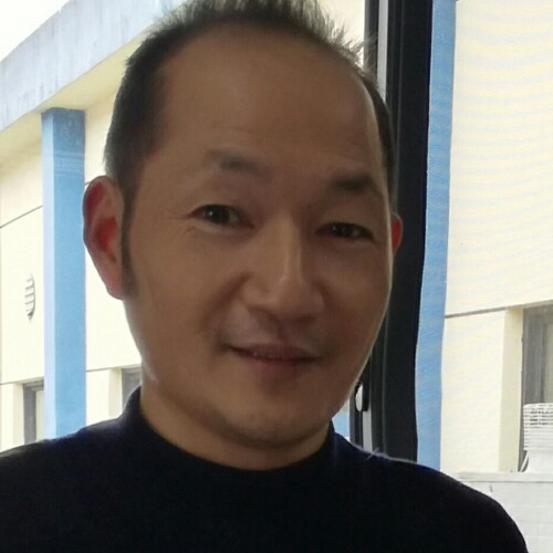 江边夜归人的照片