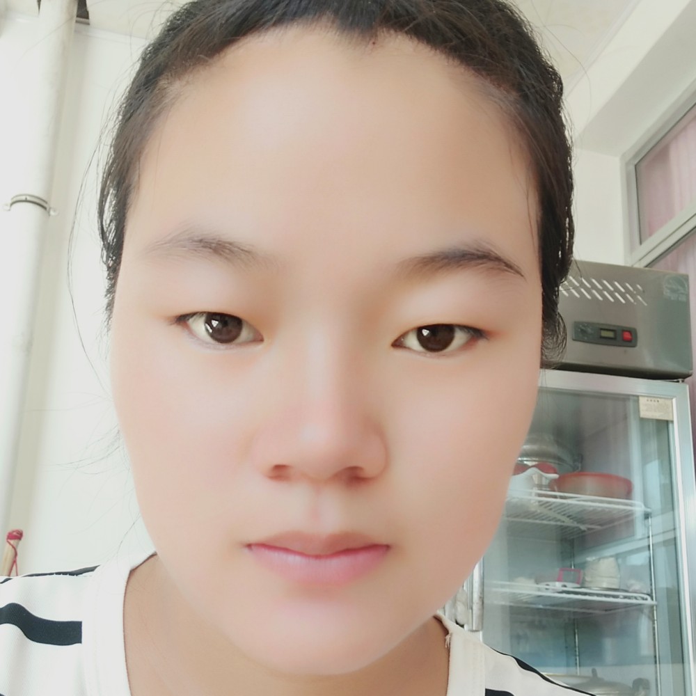 板栗等待初夏的照片