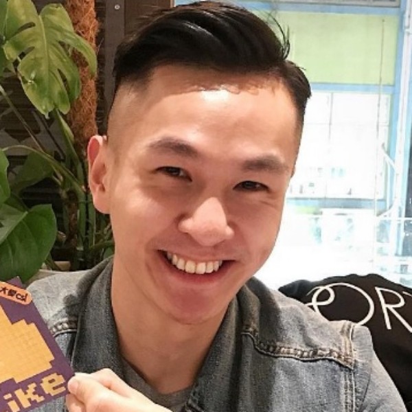 西装说冷酷的照片
