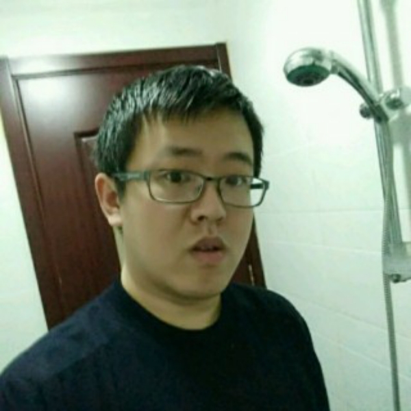 外套等待包容的照片